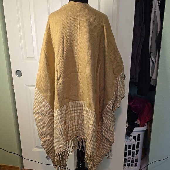 Tan and Cream Plaid Shawl with Fringe - Picture 3 of 5